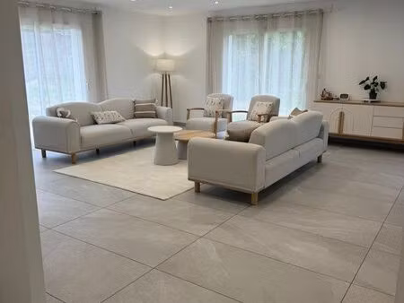 maison récente 166m2