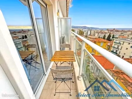 studio 1 pièce 25 m²