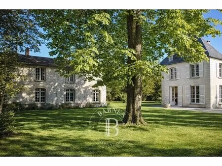 manoir à vendre à fontainebleau