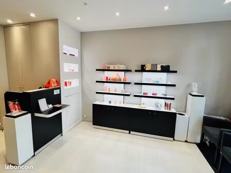 vente fonds de commerce - paris 15e - beauté des ongles  mains et pieds
