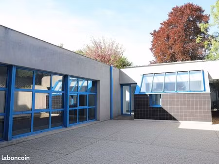 immeuble professionnel indépendant et calme