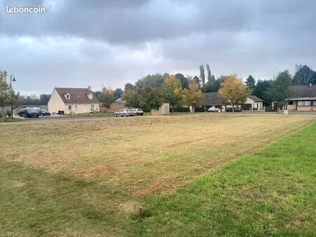 terrain 1172m² senonches