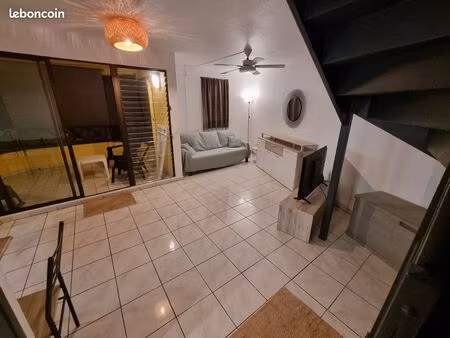 t3 duplex rénové et meublé a louer a 10 minutes a pied du chu martinique