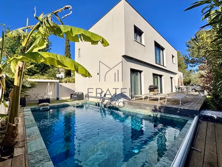 exclu ! villa contemporaine t5 de 139m2 avec piscine