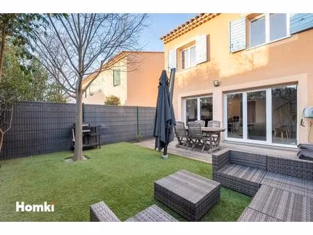 maison/villa t5 de 90 m2 à simiane-collongue 13109