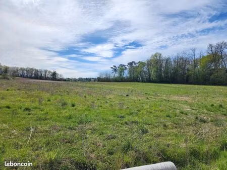 terrain 1 045 m² bassillac