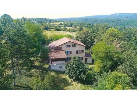 grande maison de 278m2 sur 1 5 ha de terrain à 10min de figeac