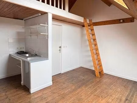 studio 1 pièce 28 m²