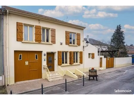 maison 7 pièces 172 m²