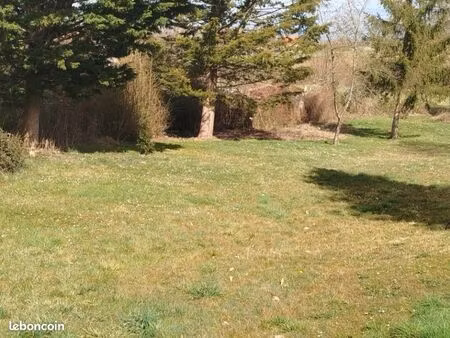 terrain 1 089 m² garencieres