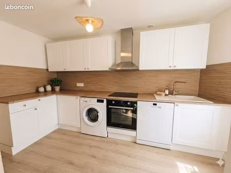 apparemment 97m2 3 chambres (bord du canal)