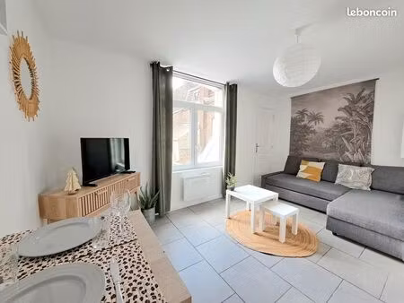 magnifique studio à 300 mètres du métro croix centre