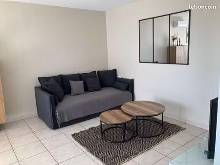 appartement t2 le lamentin centre