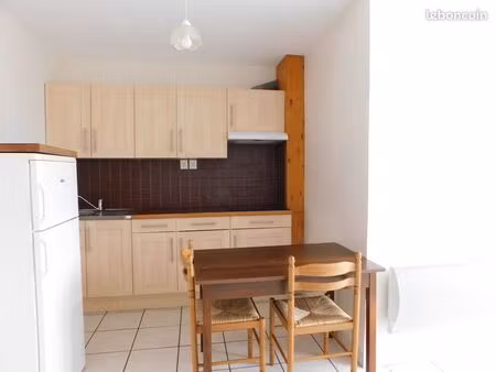 t2 équipé + garage