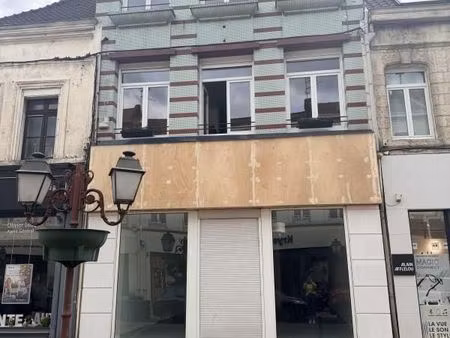 local commercial 150 m²