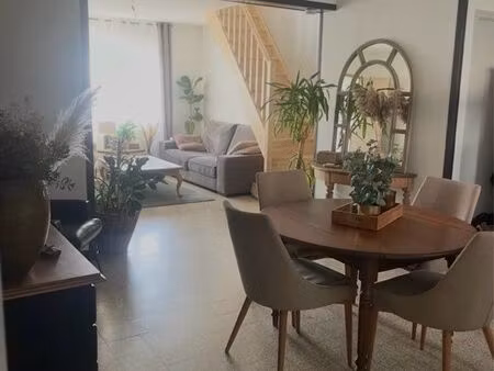 à louer – maison meublée de 70 m² avec jardin et grand garage motorisé