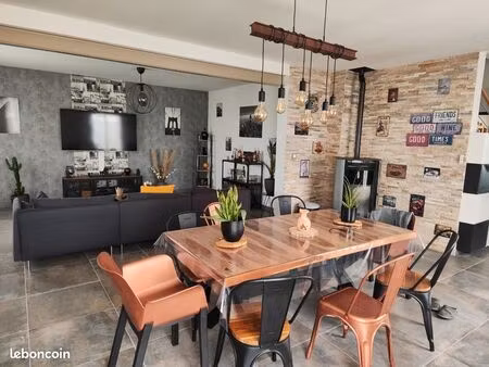 maison 7 pièces 152m2