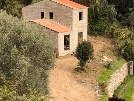 villa hors d eau a sclos de contes