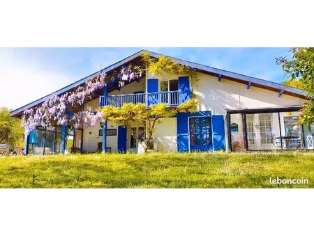 magnifique landaise avec gîte