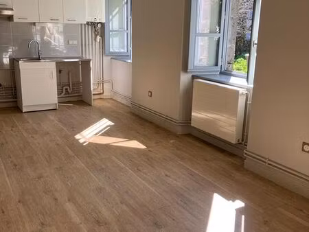 a louer  saint-flour ville basse