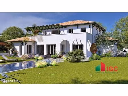 maison 8 pièces 210 m²