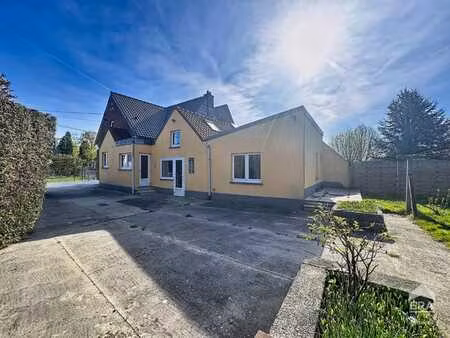 maison 3 façades avec possibilité prof. libérale