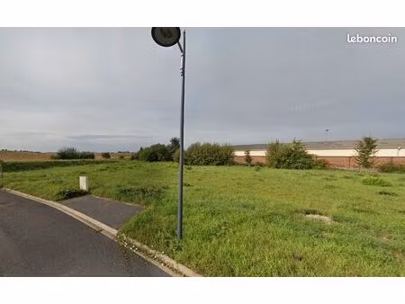 terrain 944 m² caudry