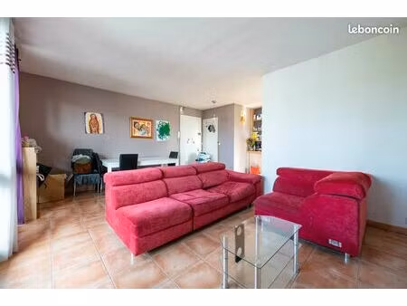 appartement 3 pièces 65 m²