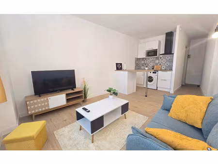 location appartement  33.89 m² t-2 à salon-de-provence  695 €