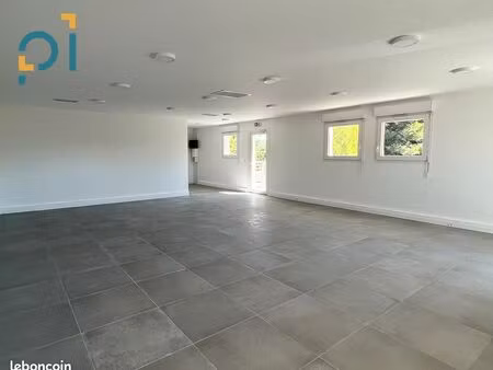 bureaux 70 m² saint cannat