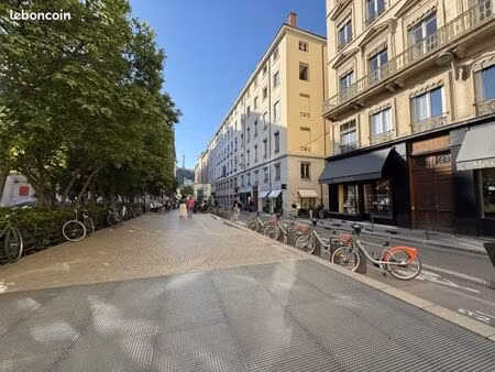 librairie/papeterie 70 m²