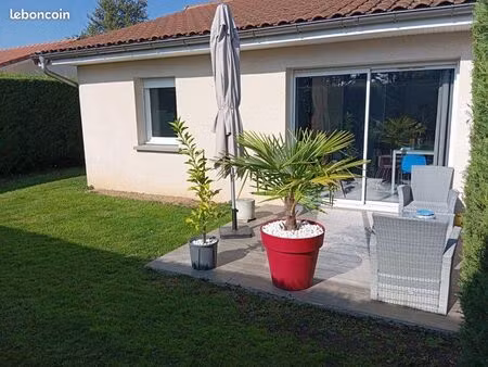 maison jumelée avec jardin