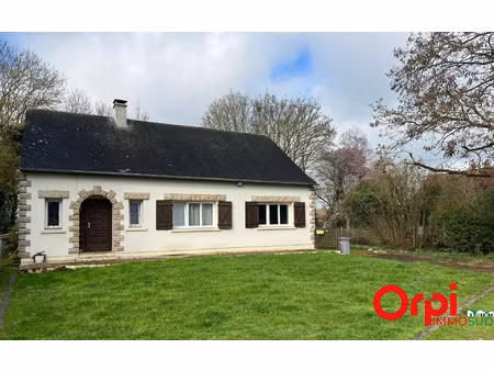 location maison  140.89 m² t-4 à le quesnel  930 €