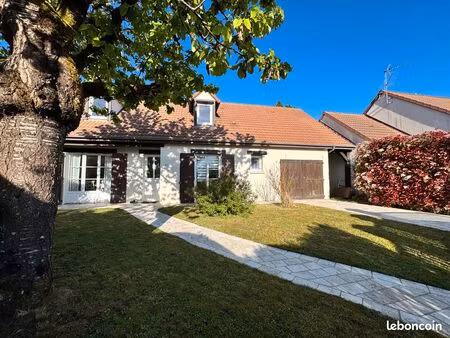 maison 110 m² – 4 chambres – jardin clos – calme – olivet