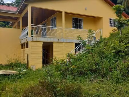 jolie maison individuelle f3 avec vue dégagée