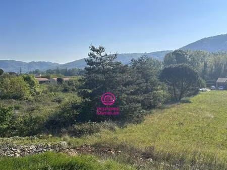 terrain constructible viabilisé à vendre