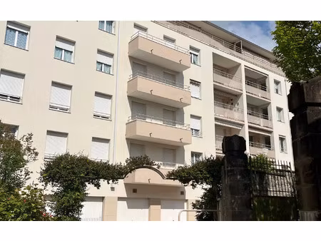 location appartement  41.36 m² t-2 à limoges  585 €