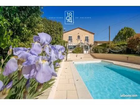 maison 5 pièces 161 m²