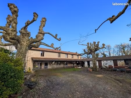 propriété 6 pièces 185 m²