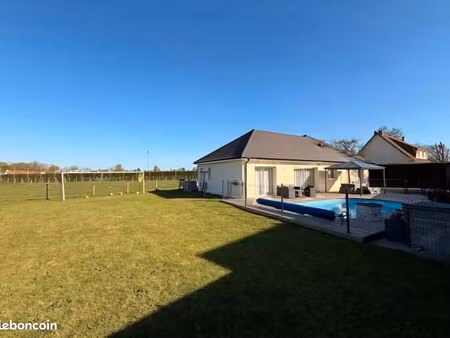 plain-pied avec piscine