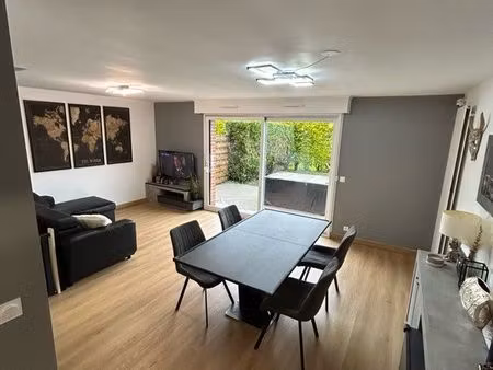 maison de lotissement semi mitoyenne