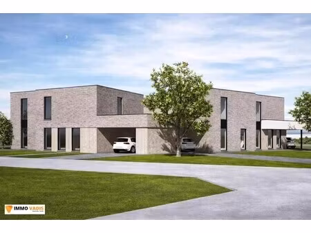 projectgrond voor 4 nieuwbouwwoningen
