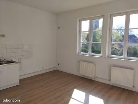appartement 3 pièces - aulnois sur seille