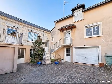 vends maison de centre ville de caractère