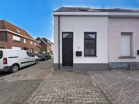 à louer : petite maison située dans le centre de meise