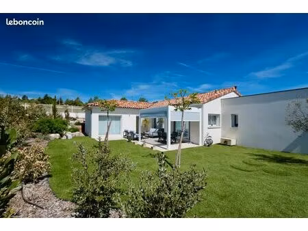 maison récente les aumières millau