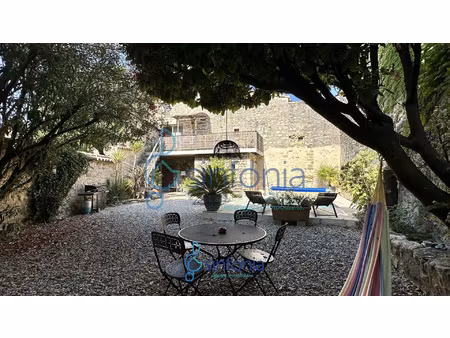 propriété de charme avec piscine à 7 minutes d'uzès