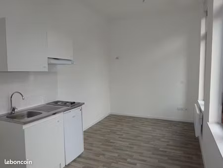 studio 1 pièce 19 m²