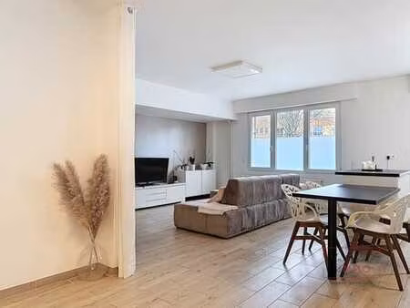 altitude 100/molière - rdc rénové