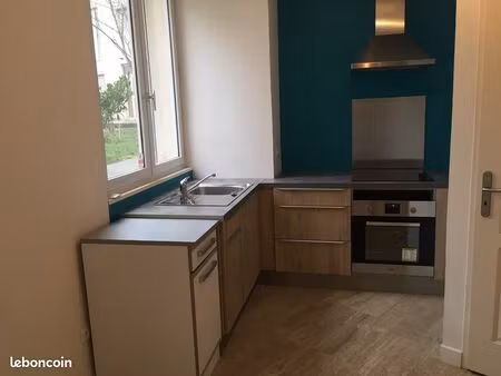 appartement f3 place commanderie